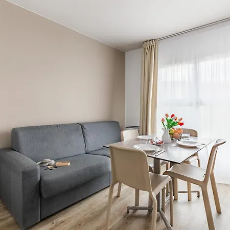 Appart'city Classic Part Dieu Aparthotel 3*