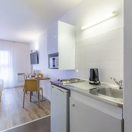 Ξενοδοχείο με διαμερίσματα Appart'city Classic Part Dieu 3*