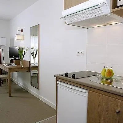 Aparthotel Appart'city Classic Part Dieu 3*